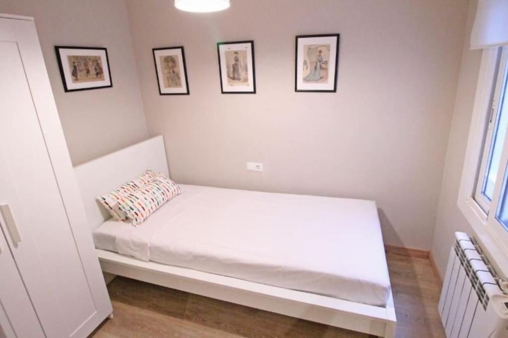 Bebarceloner Sant Andreu Apartments - 3 Bedrooms Exteriör bild